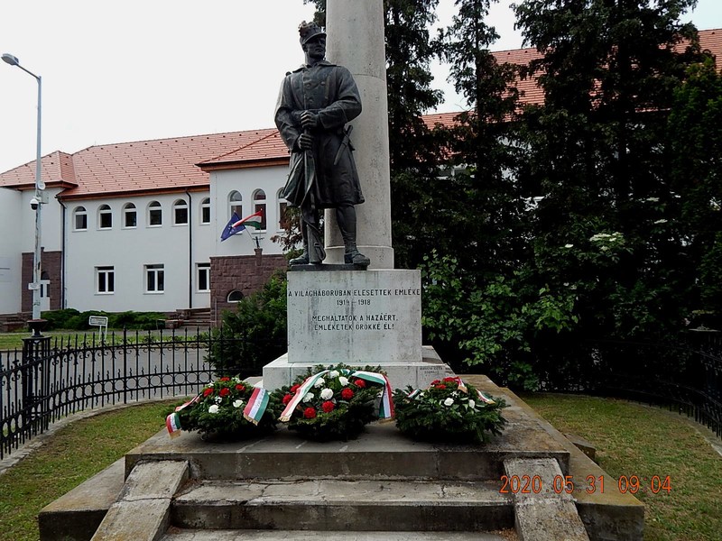 Hősök napja Városunkban